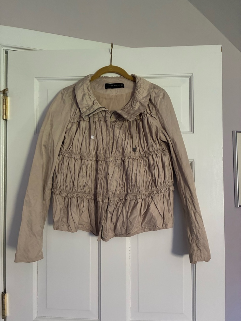 Zara Light Beige Ruffled Utility Jacket - Picture 2 of 2